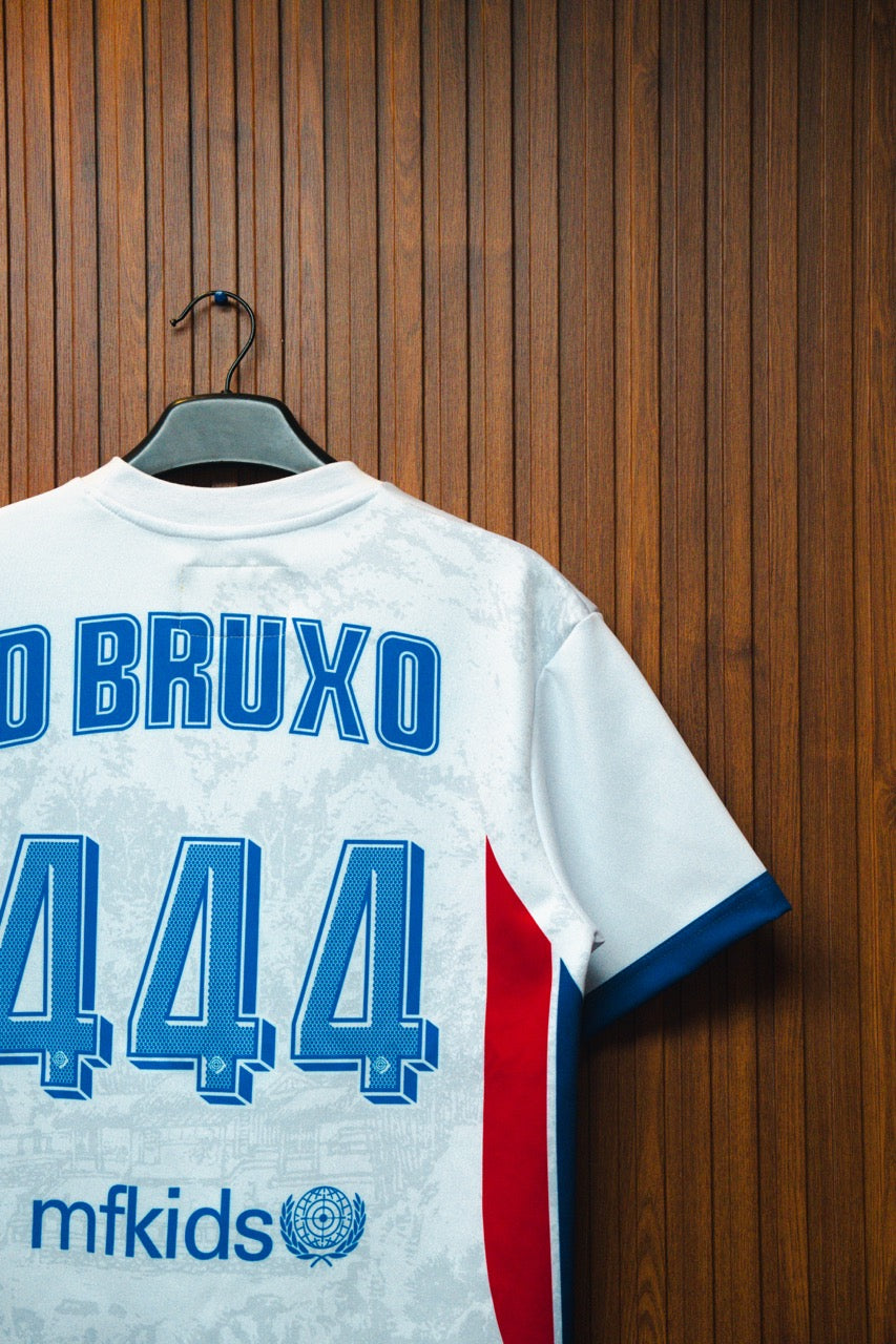 THREE LIONS FUTBOL JERSEY ⓀLASSIC FIT