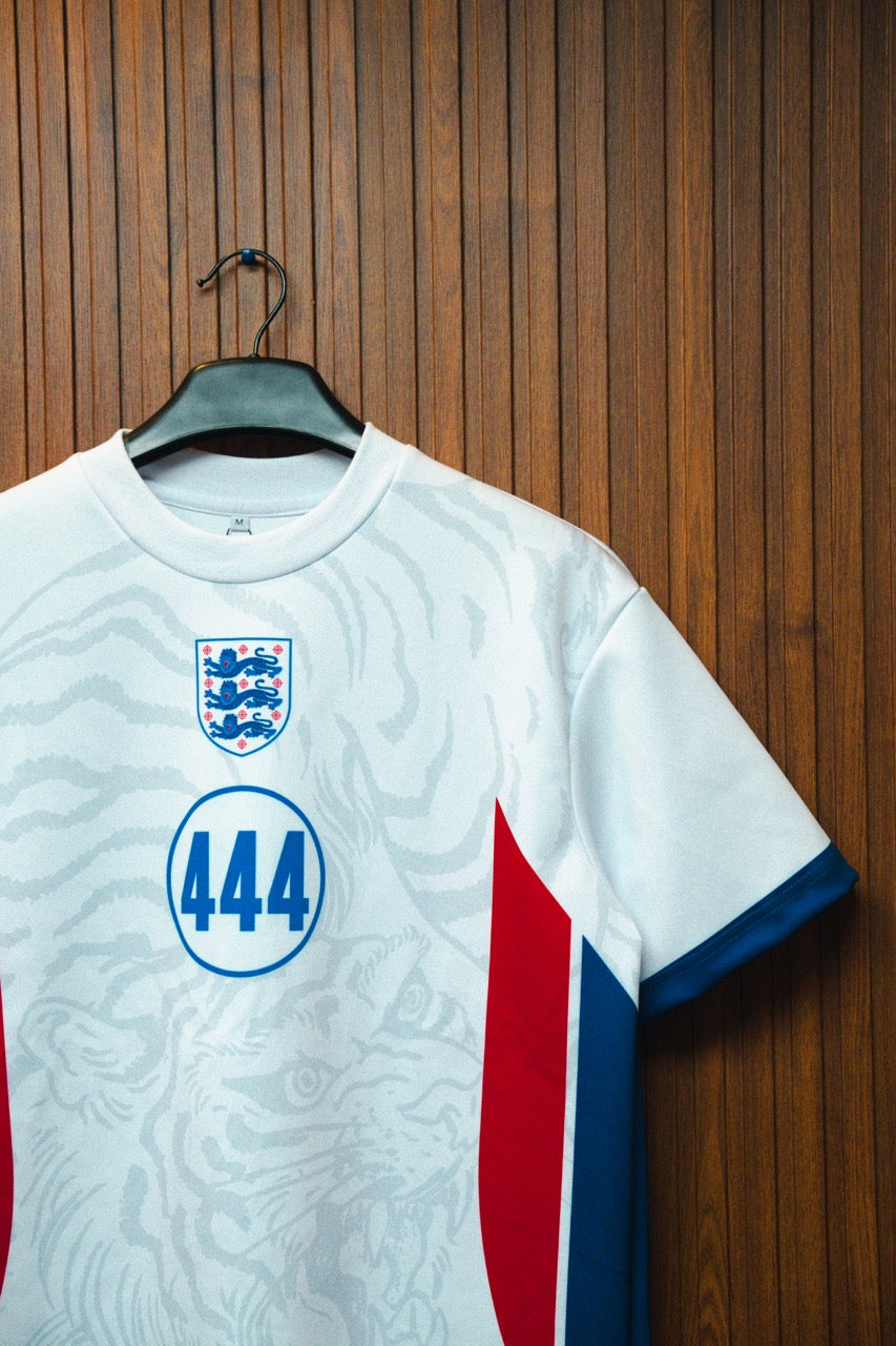THREE LIONS FUTBOL JERSEY ⓀLASSIC FIT